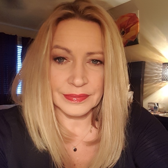 Meet your Posher, Margret - Picture 1 of 1